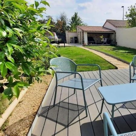 Gite La Bulle Avec Jardin A 15 Min Des Plages Saint-Benoist-sur-Mer Exterior photo